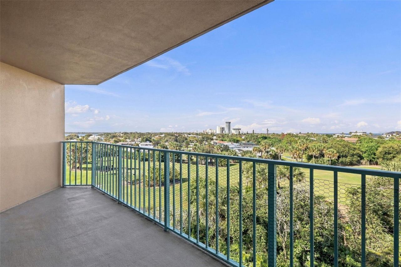 Photo 3 of 4 Oceans West Blvd #503b, Daytona Beach Shores, FL 32118