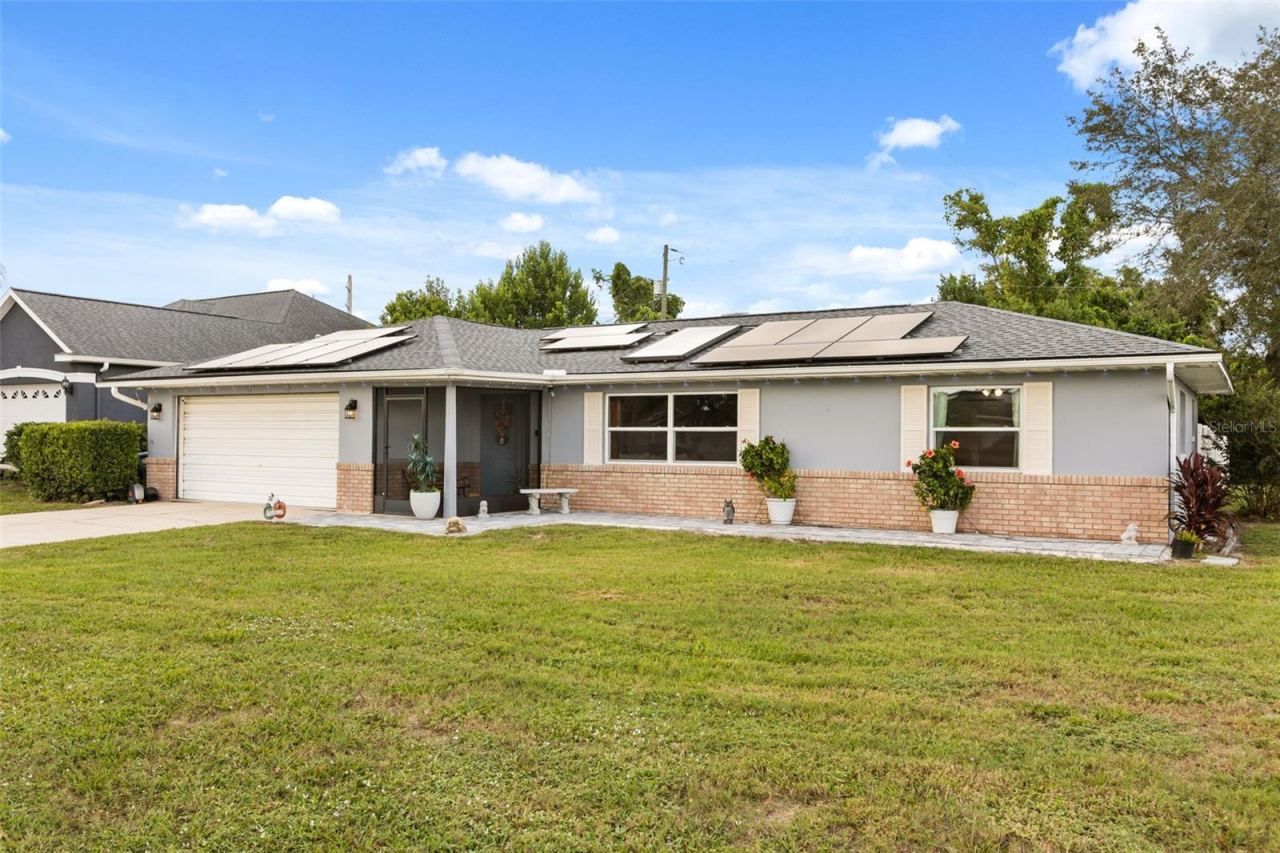 Photo 2 of 1974 E Cooper Dr, Deltona, FL 32725