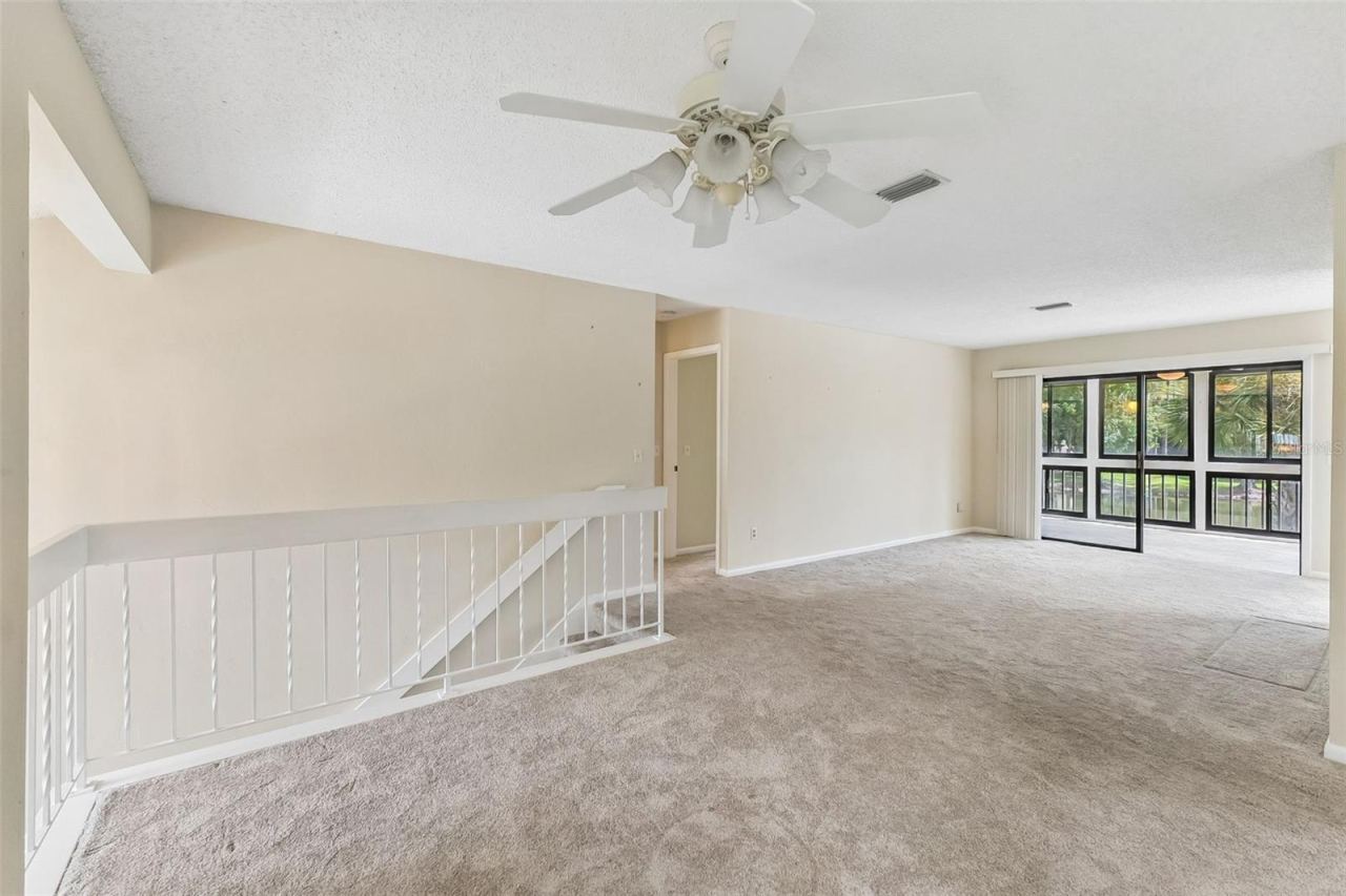 Photo 4 of 2 Salisbury Ct, Palm Coast, FL 32137