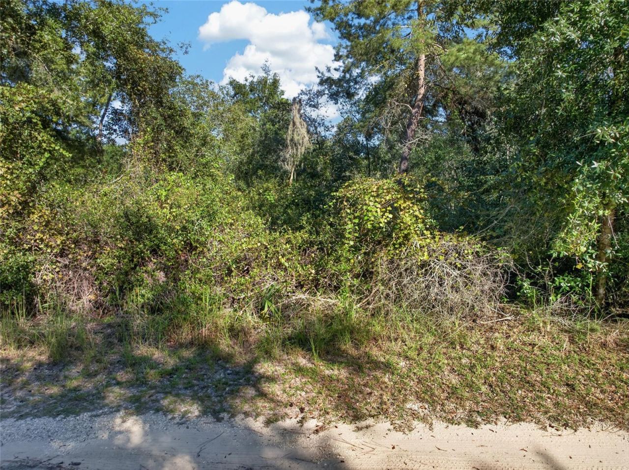 Photo 2 of 431 Wilburton Dr, Deltona, FL 32738