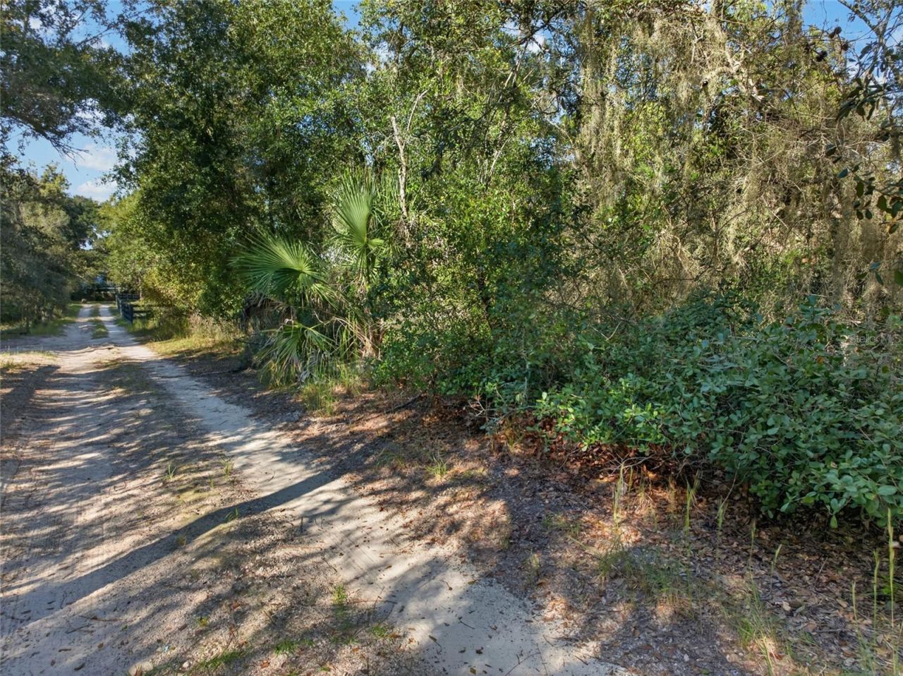 Photo 3 of 431 Wilburton Dr, Deltona, FL 32738