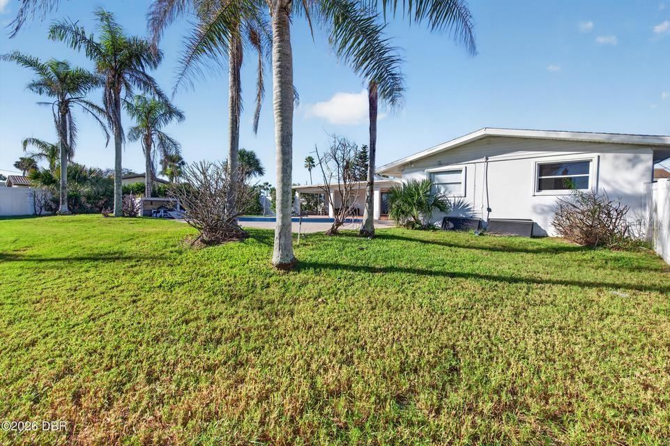 Photo 3 of 227 Fairway Dr, Ormond Beach, FL 32176