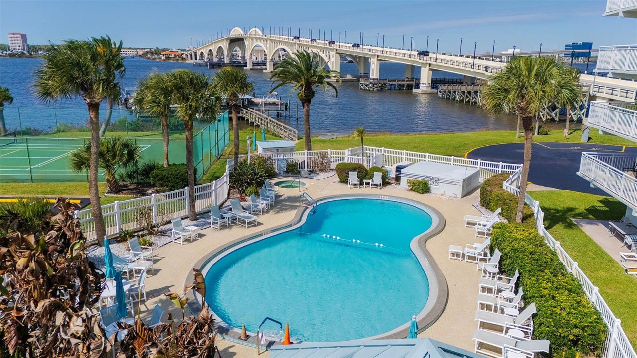 Photo 2 of 100 Silver Beach Ave #502, Daytona Beach, FL 32118