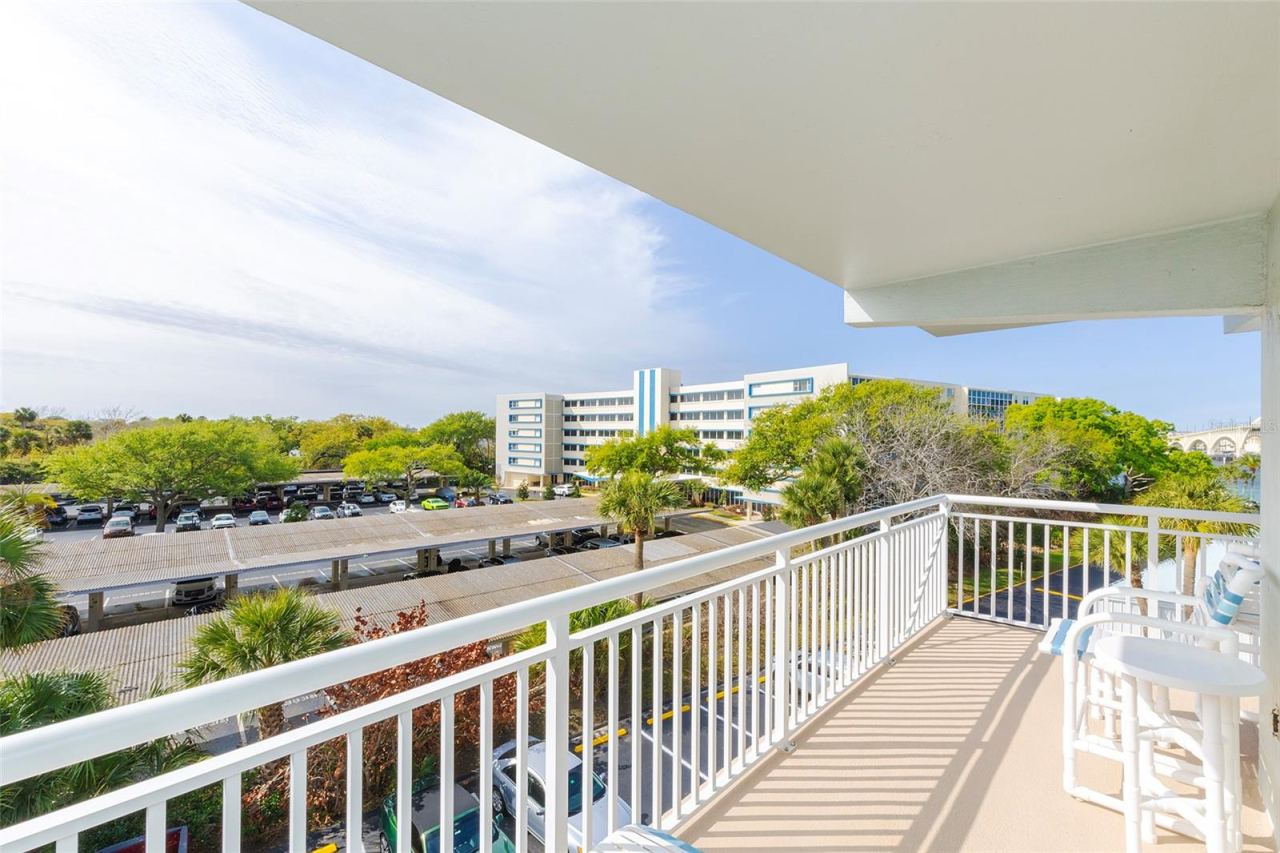 Photo 3 of 100 Silver Beach Ave #502, Daytona Beach, FL 32118