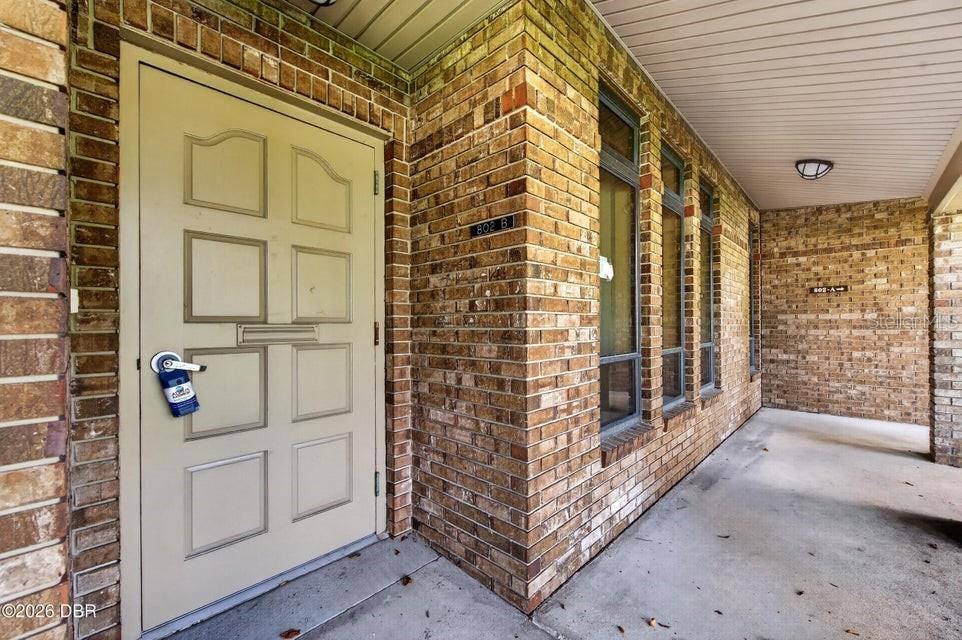 Photo 3 of 802 Sterthaus Dr #b, Ormond Beach, FL 32174