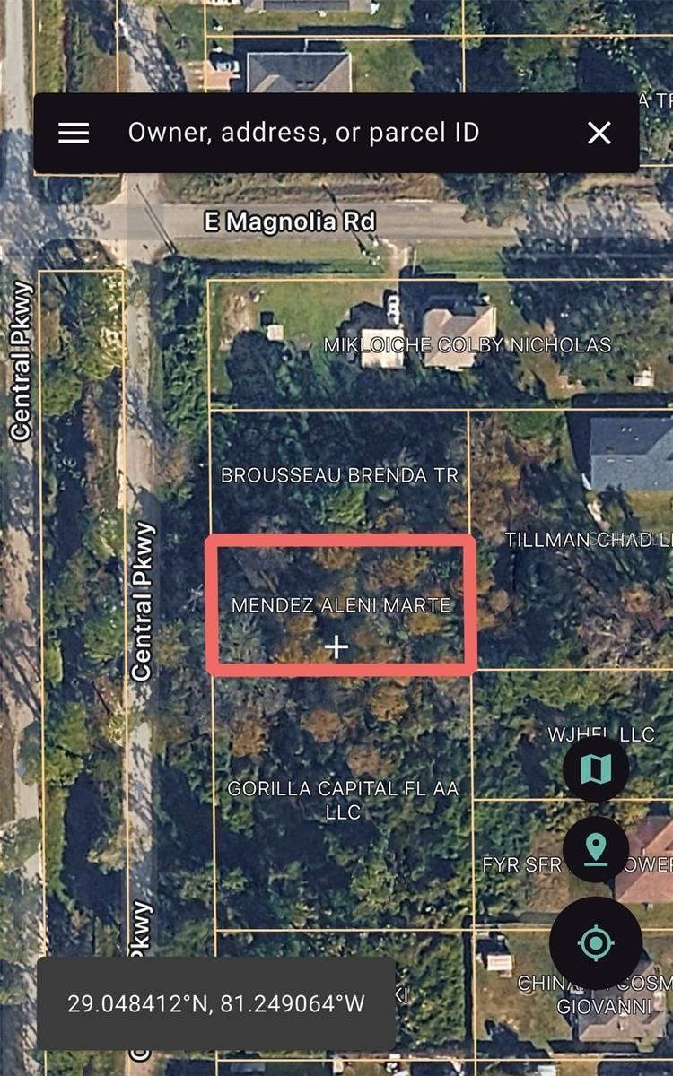 Photo 2 of 1175 Central Pkwy, Deland, FL 32724