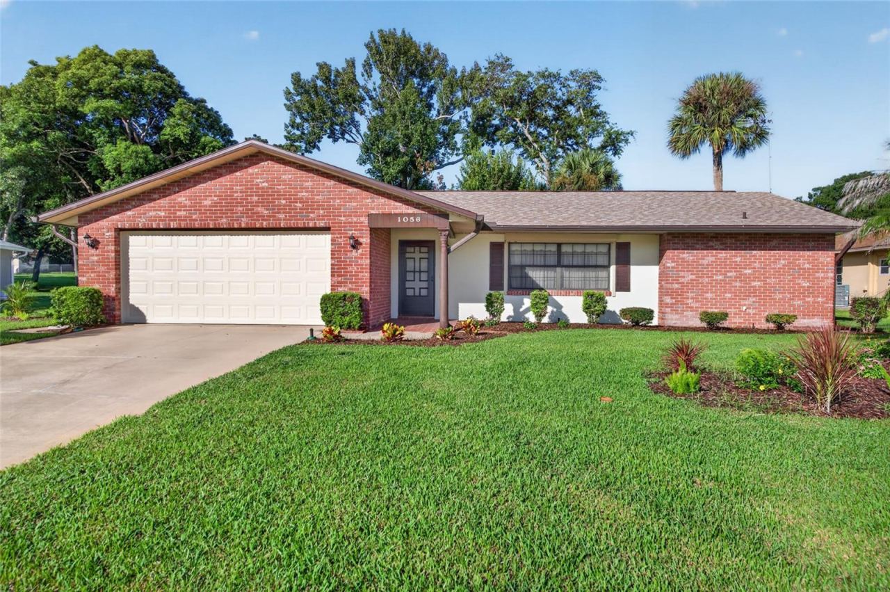 Photo 2 of 1056 Kimberly Ct, Port Orange, FL 32129