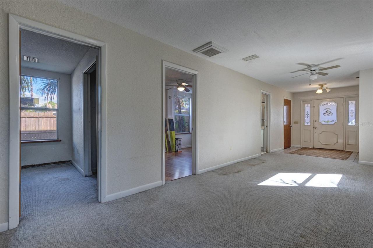 Photo 3 of 1950 9th Ave, Deland, FL 32724