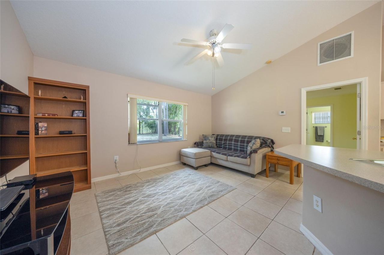Photo 3 of 52 Bren Mar Ln, Palm Coast, FL 32137