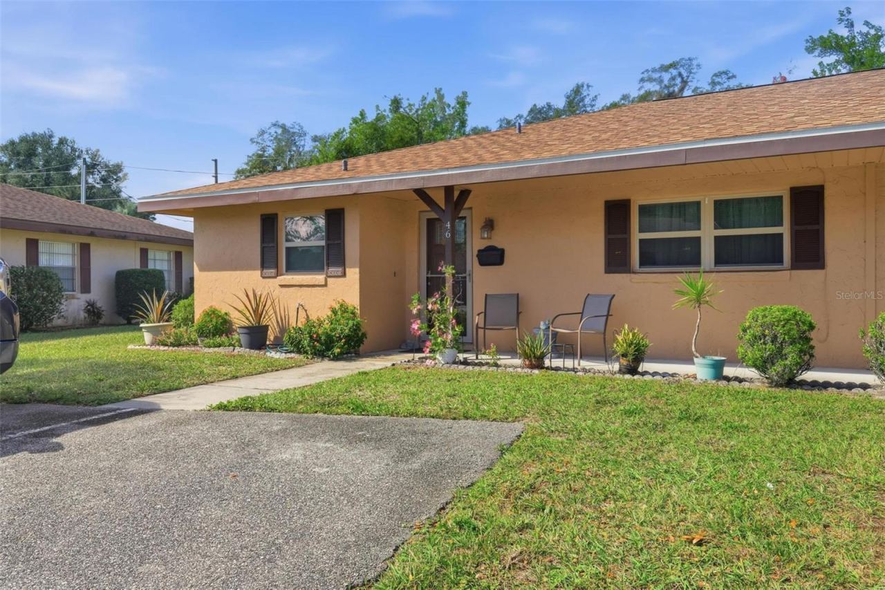 Photo 2 of 46 Villa Villar Ct #460, Deland, FL 32724