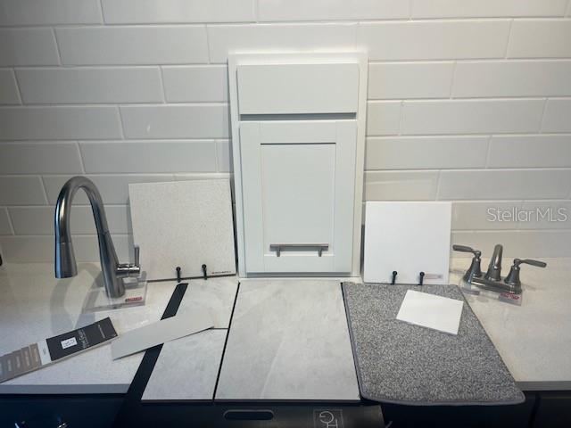 Photo 2 of 1762 Carnelian St, Deland, FL 32720