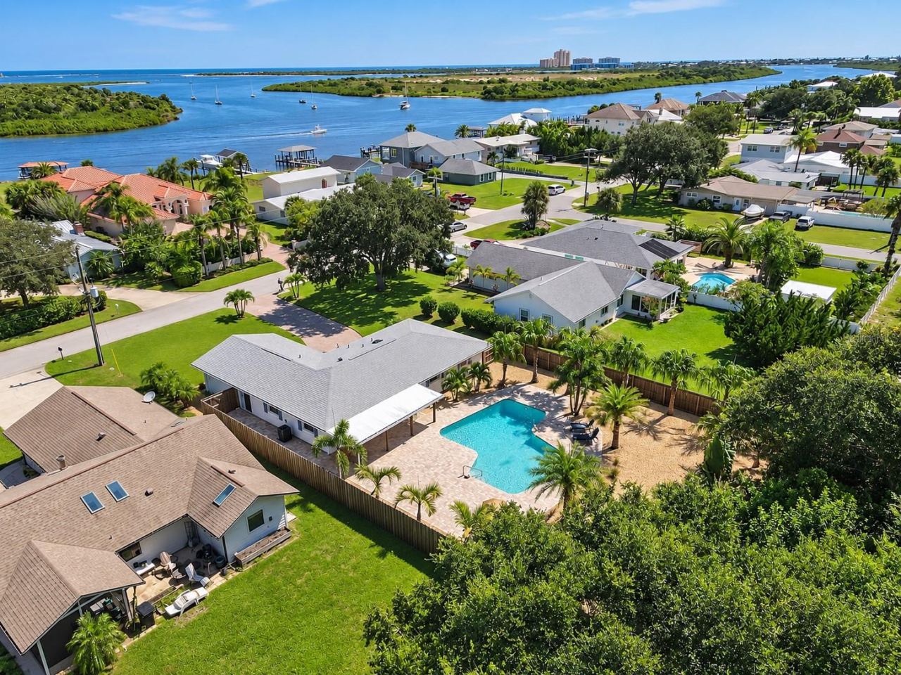 Photo 2 of 110 Cunningham Dr, New Smyrna Beach, FL 32168