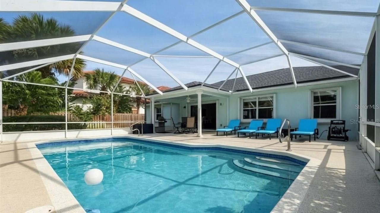 Photo 2 of 19 Mahoe Dr N, Palm Coast, FL 32137