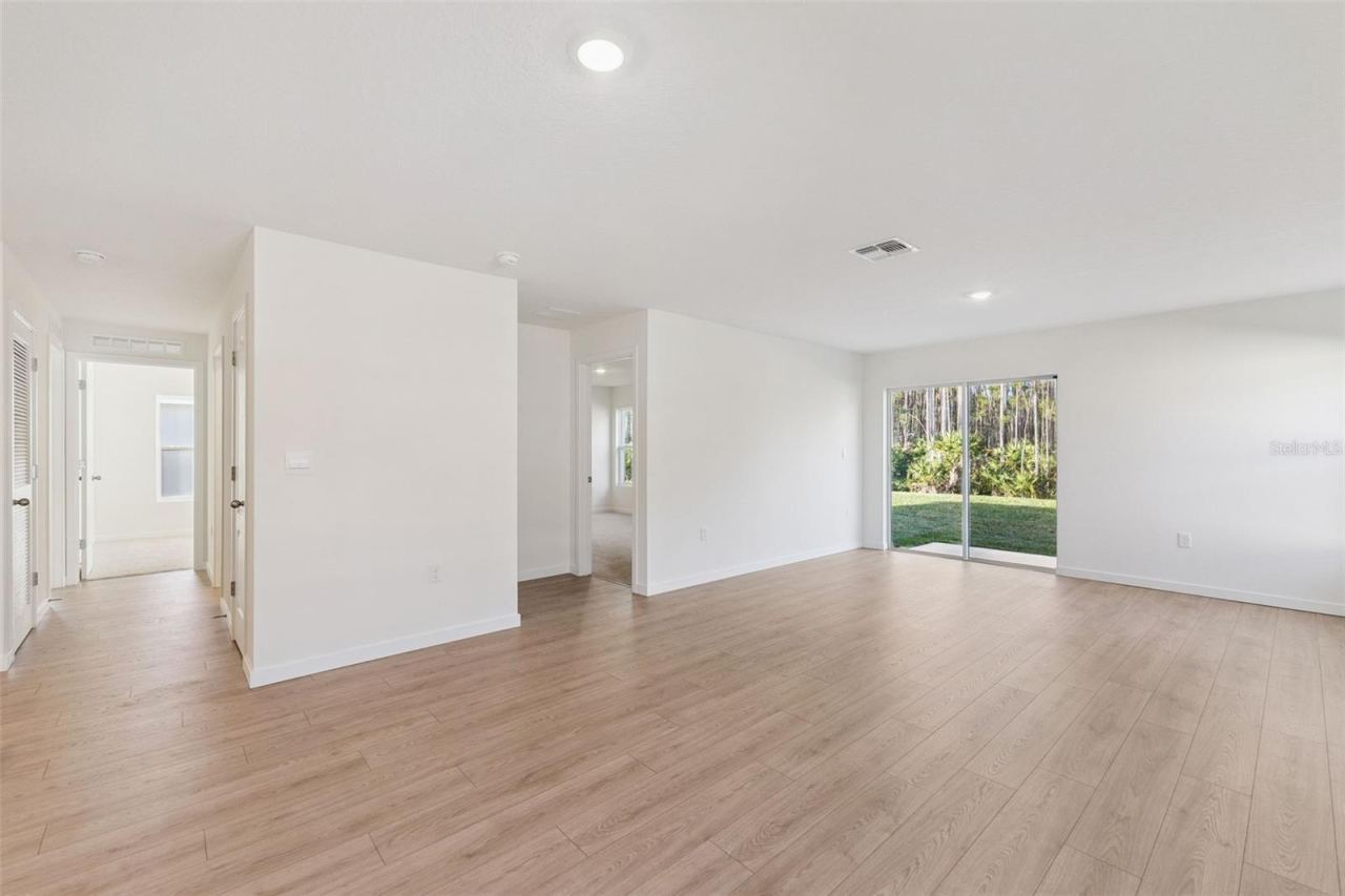 Photo 3 of 20 Amberwood Ln, Ormond Beach, FL 32174