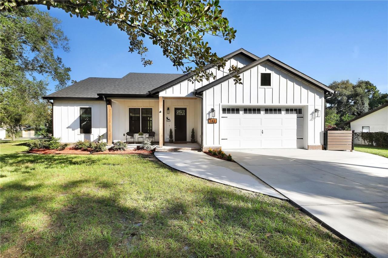 743 W Florence Ave, Deland