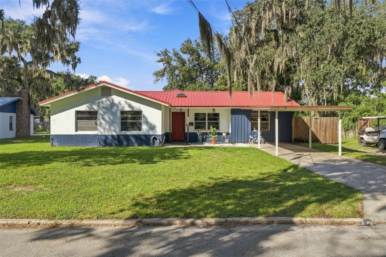 507 Oakwood St, Crescent City