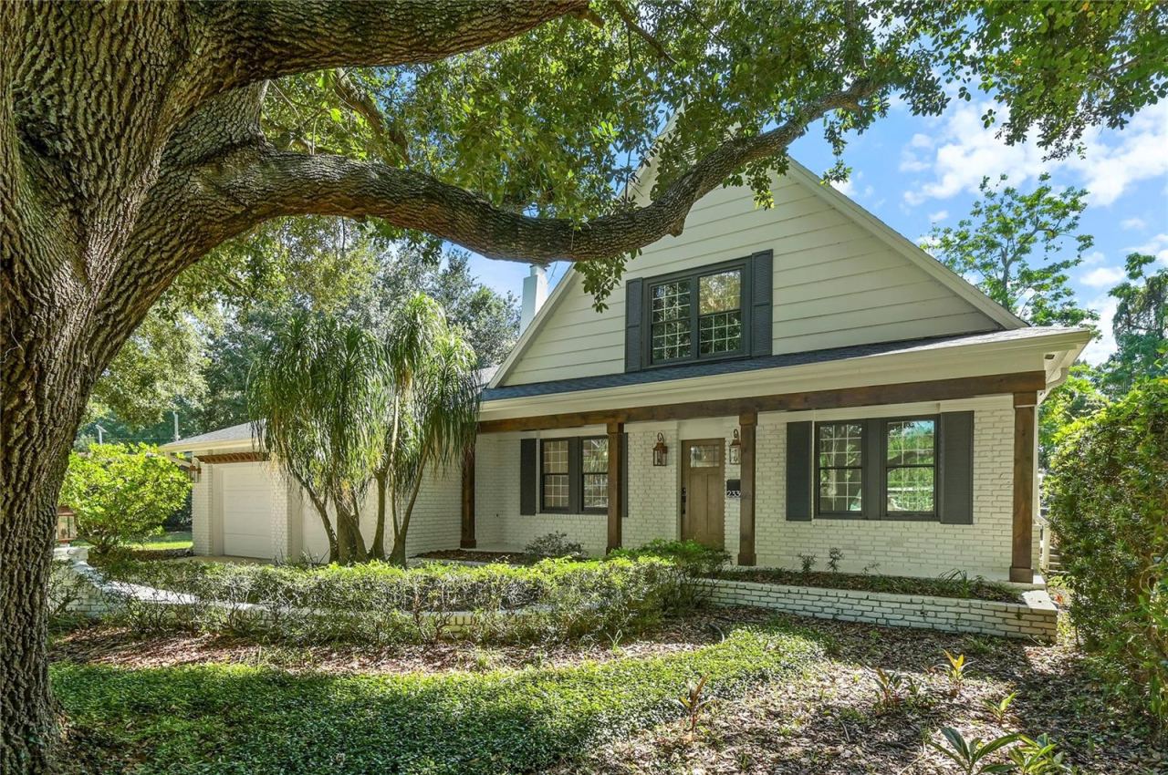 2330 Westminster Ct., Winter Park