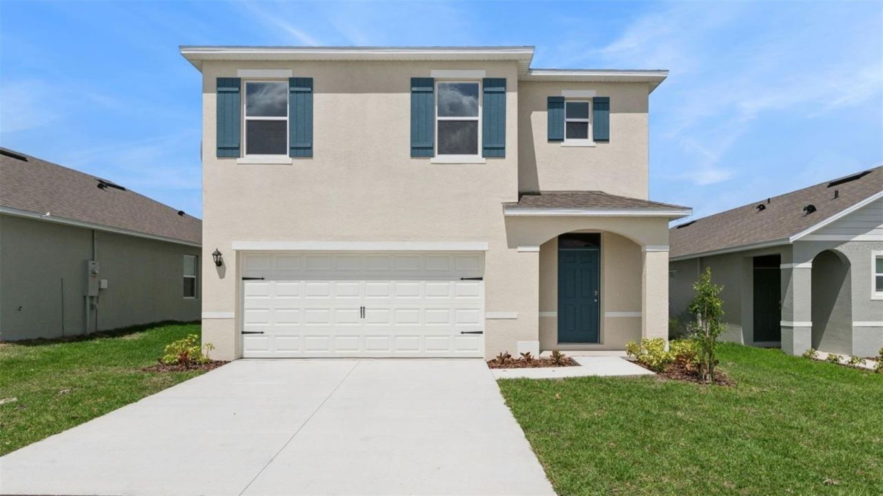 906 Bluet Dr, Port Orange