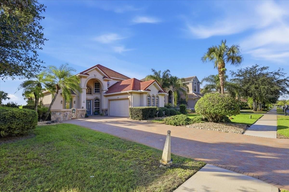 Photo 2 of 100 Emerald Lake Dr, Palm Coast, FL 32137