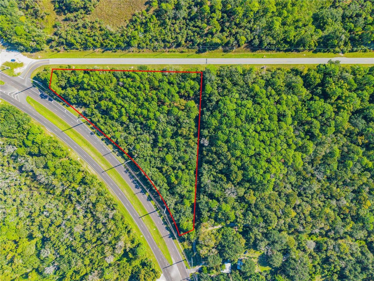 Photo 2 of 715 S Us Highway 1, Oak Hill, FL 32759