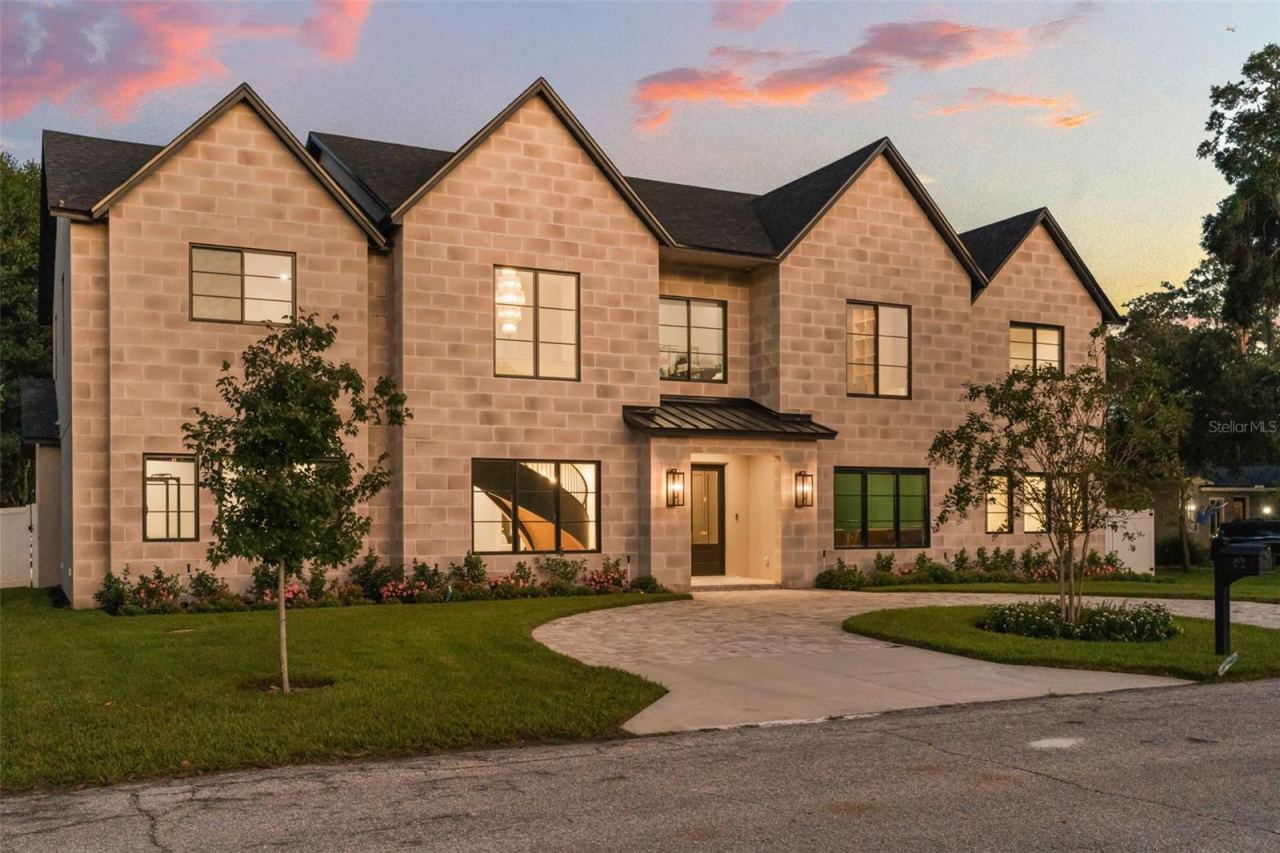 1879 Oak Ln, Orlando