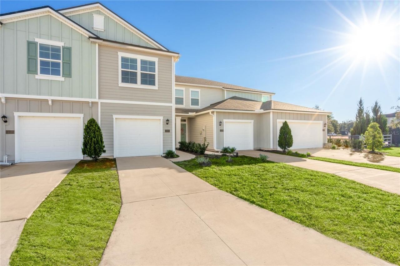 119 Redbud Rd, Palm Coast