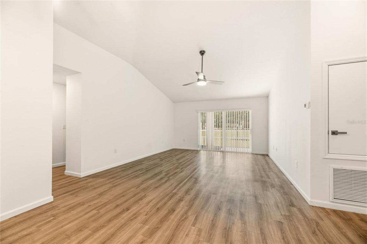 Photo 2 of 17 Zebulon Pl, Palm Coast, FL 32164