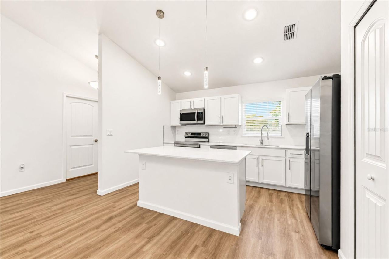 Photo 3 of 17 Zebulon Pl, Palm Coast, FL 32164