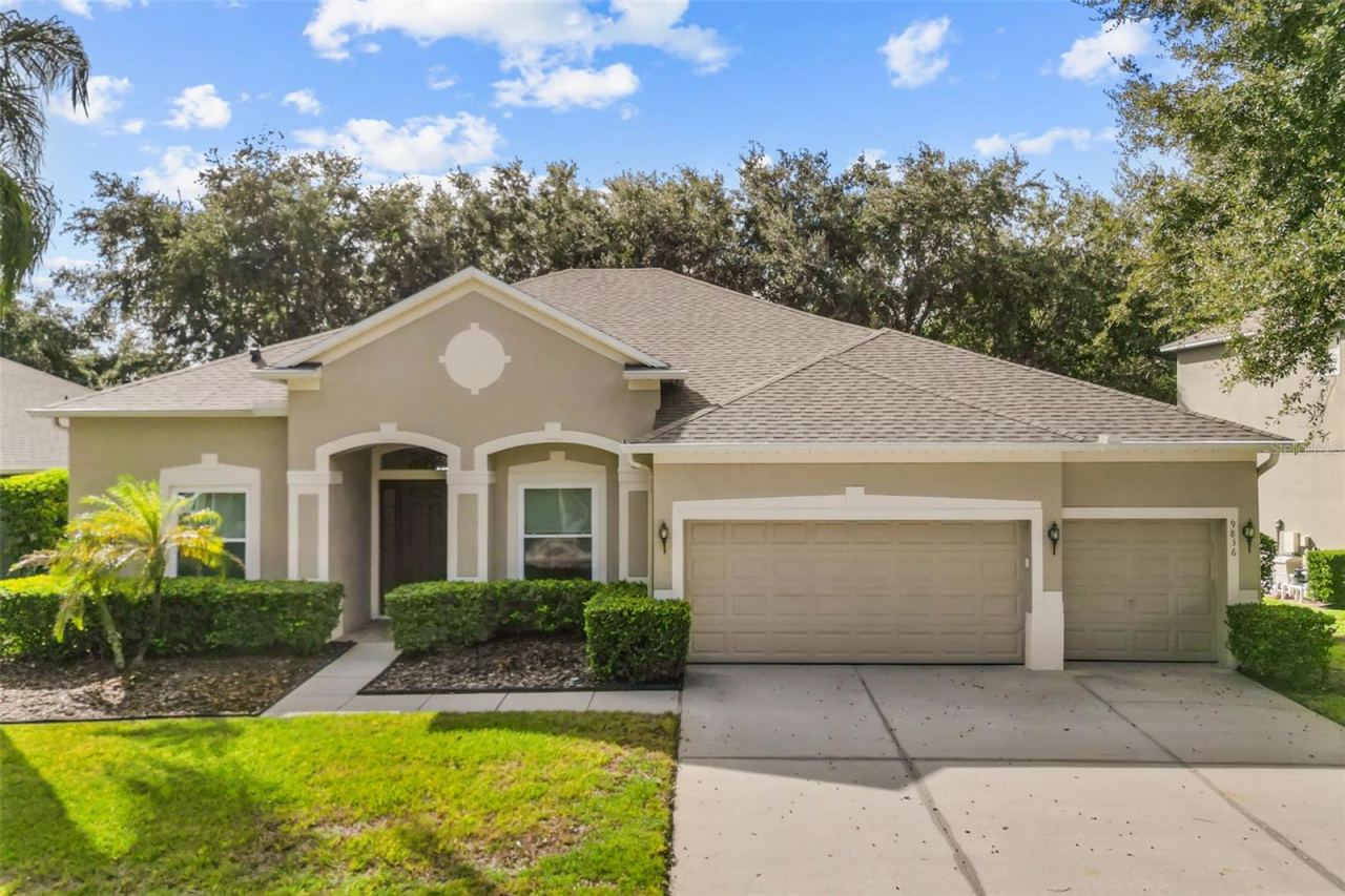 9836 Marsh Pointe Dr, Orlando