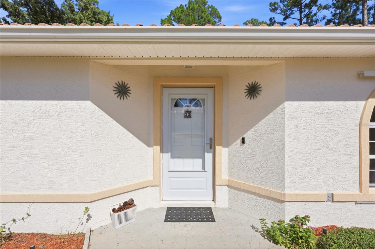 Photo 4 of 35 Richland Ln, Palm Coast, FL 32164
