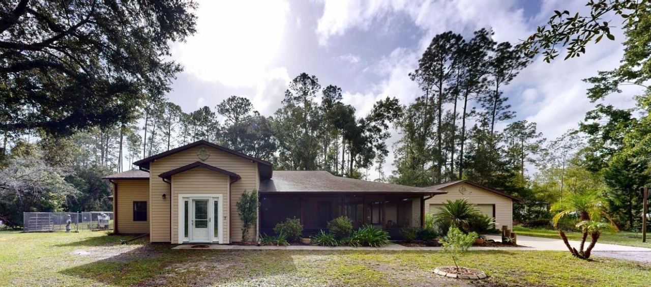 1541 Berrybush St, Bunnell
