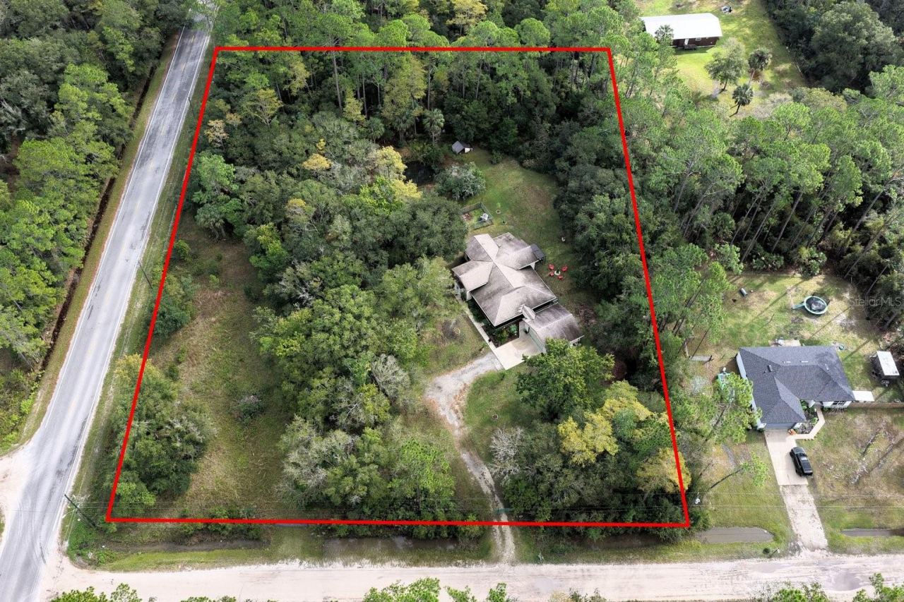 Photo 2 of 1541 Berrybush St, Bunnell, FL 32110