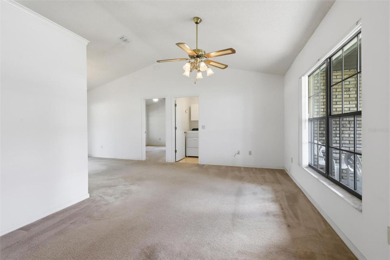 Photo 3 of 1381 Heather Glen Dr, Deland, FL 32724
