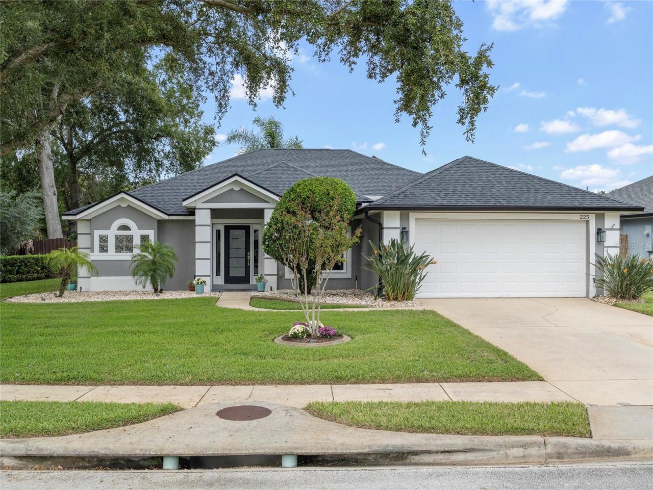225 Englenook Dr, Debary