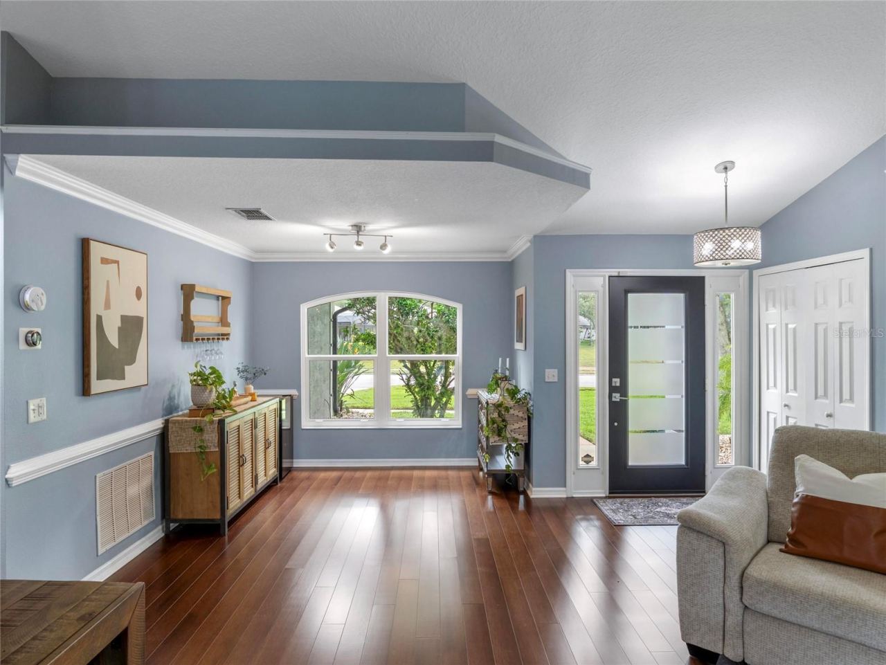 Photo 2 of 225 Englenook Dr, Debary, FL 32713