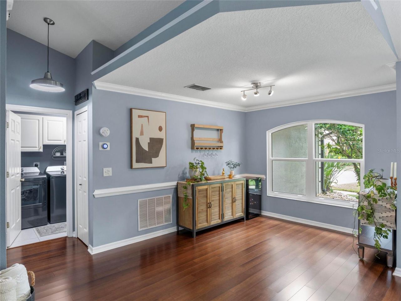 Photo 3 of 225 Englenook Dr, Debary, FL 32713