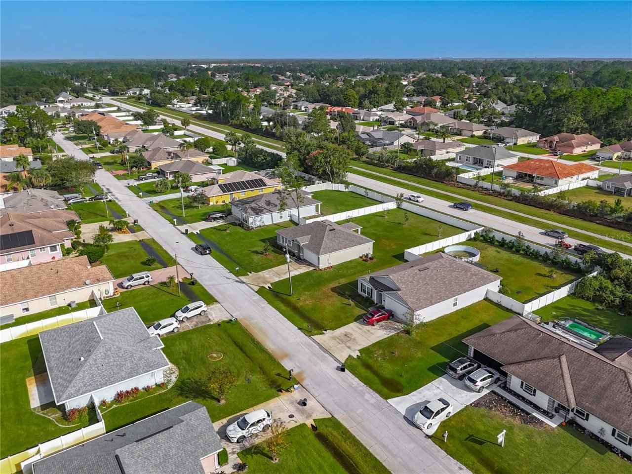 Photo 2 of 27 Freeland Ln, Palm Coast, FL 32137
