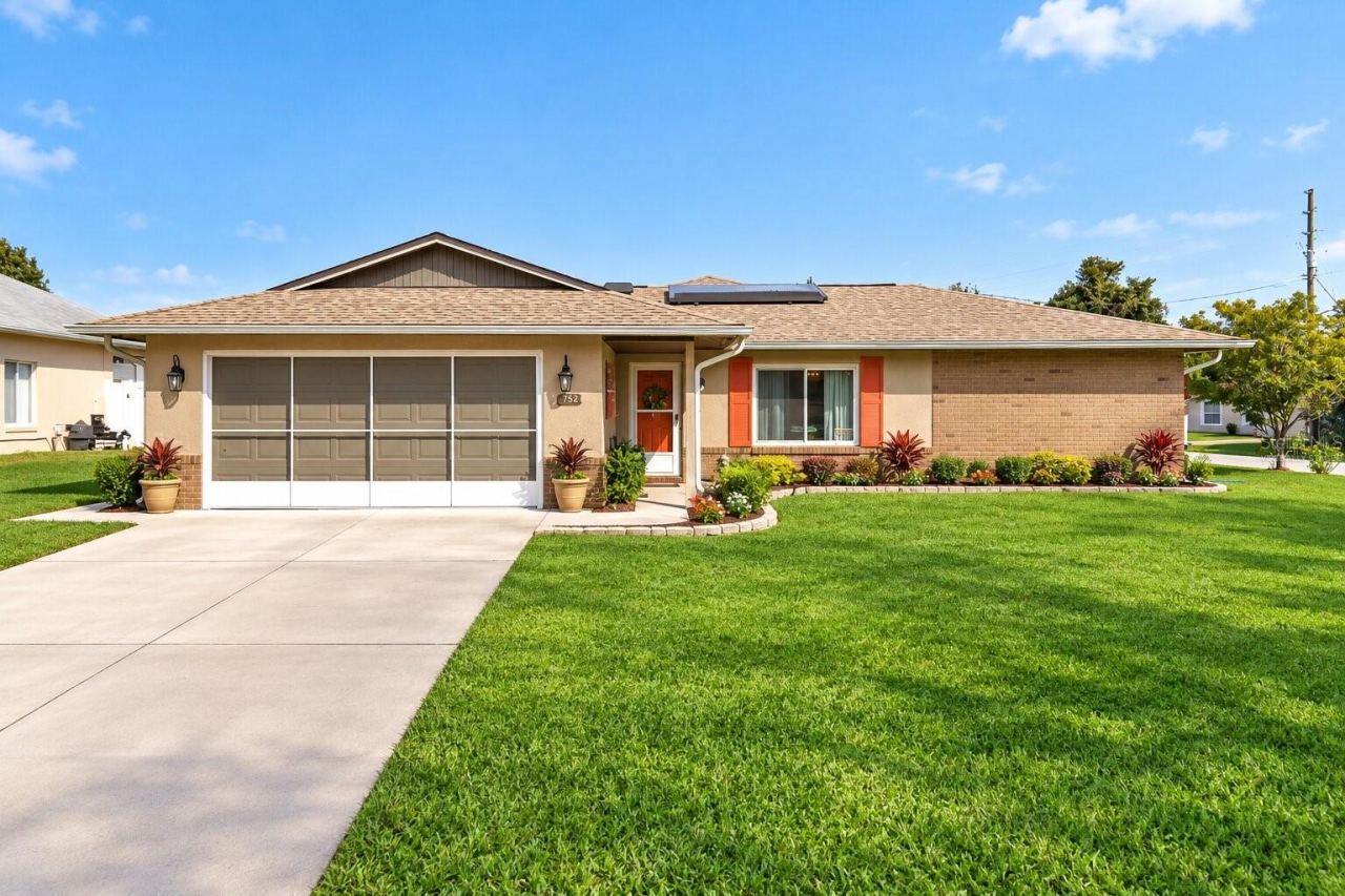 782 Armadillo Dr, Deltona