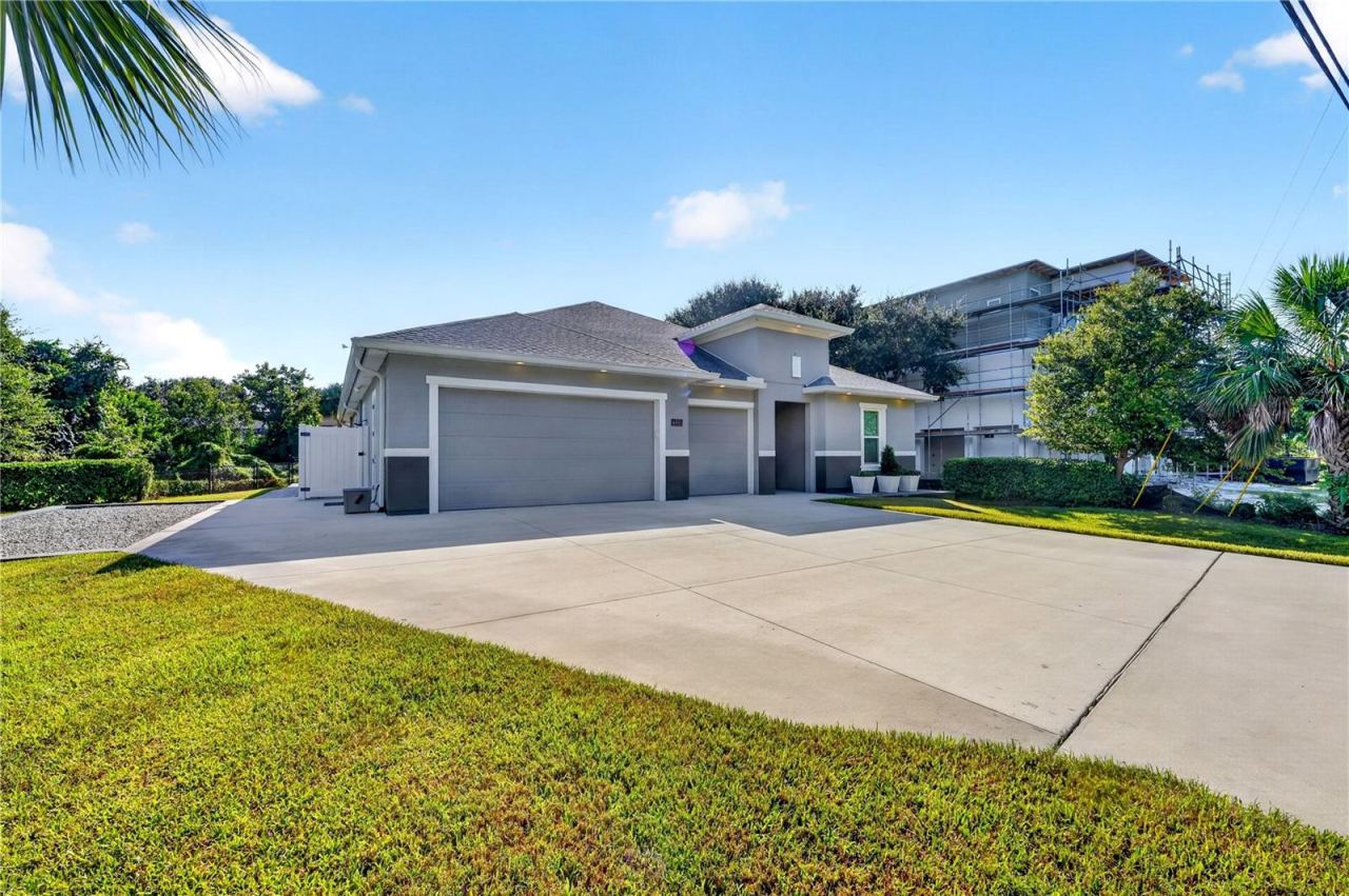 Photo 2 of 4805 S Peninsula Dr, Ponce Inlet, FL 32127