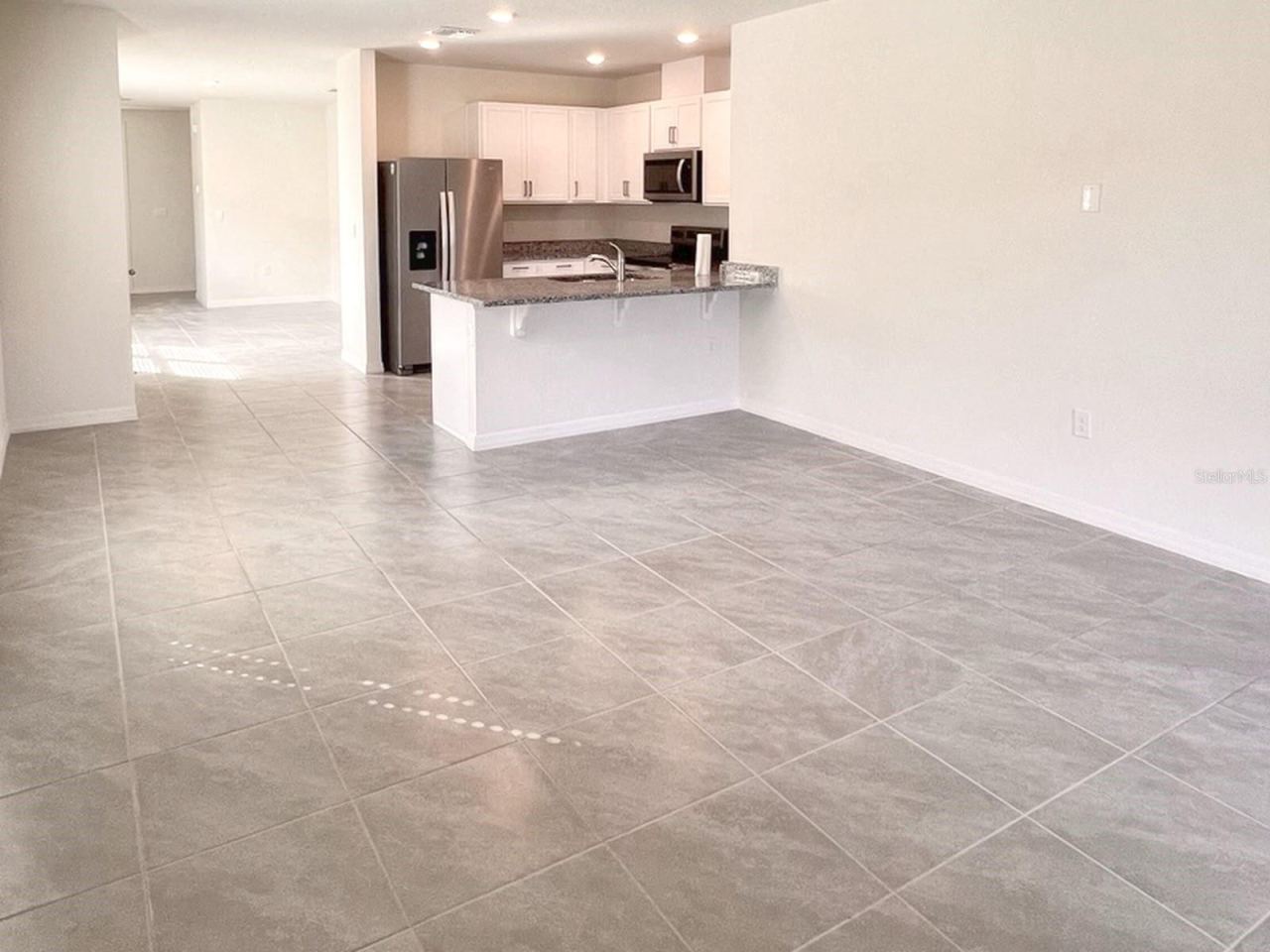 Photo 2 of 1015 Victoria Parc Ave, Orange City, FL 32763