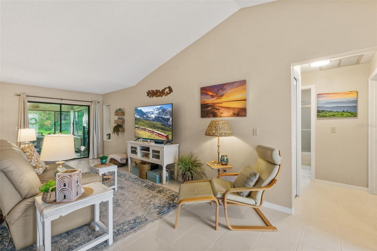 Photo 3 of 49 Wellshire Ln, Palm Coast, FL 32164