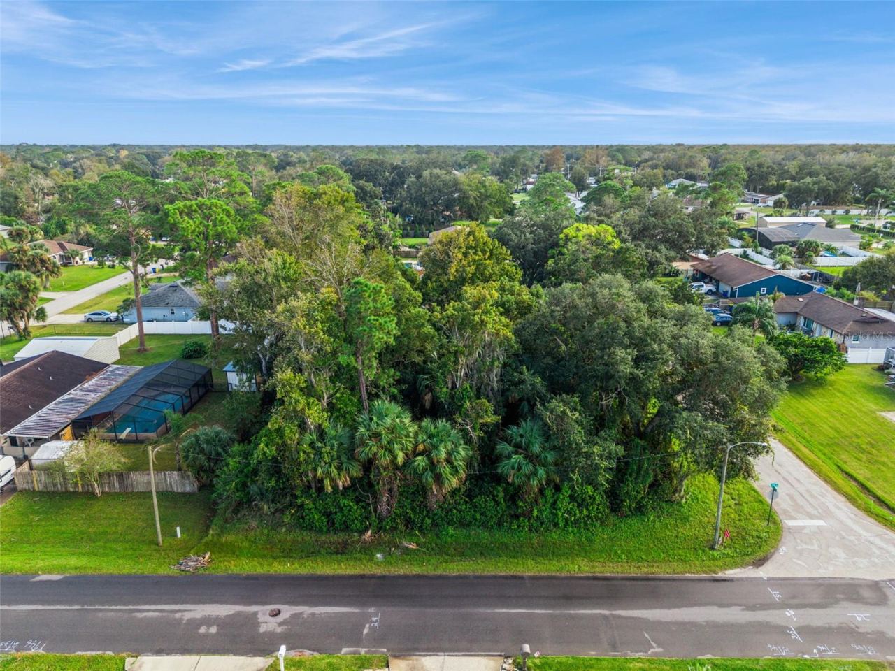 2209 Tamarind Dr, Edgewater, FL 32141