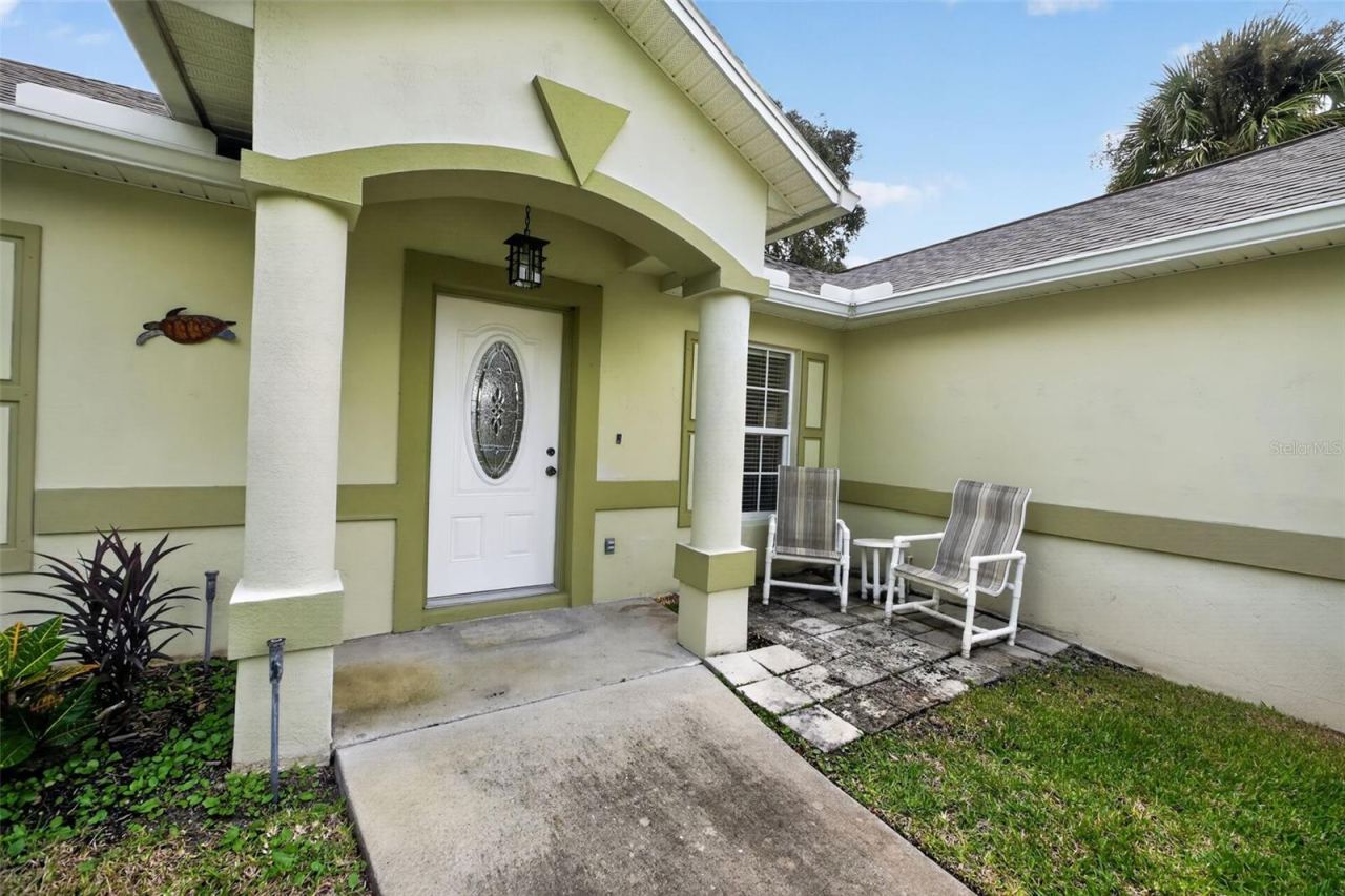 Photo 2 of 206 Hernandez Ave, Ormond Beach, FL 32174