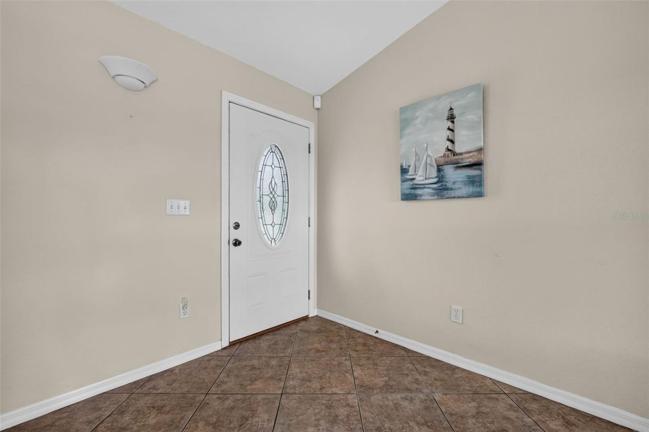 Photo 3 of 206 Hernandez Ave, Ormond Beach, FL 32174