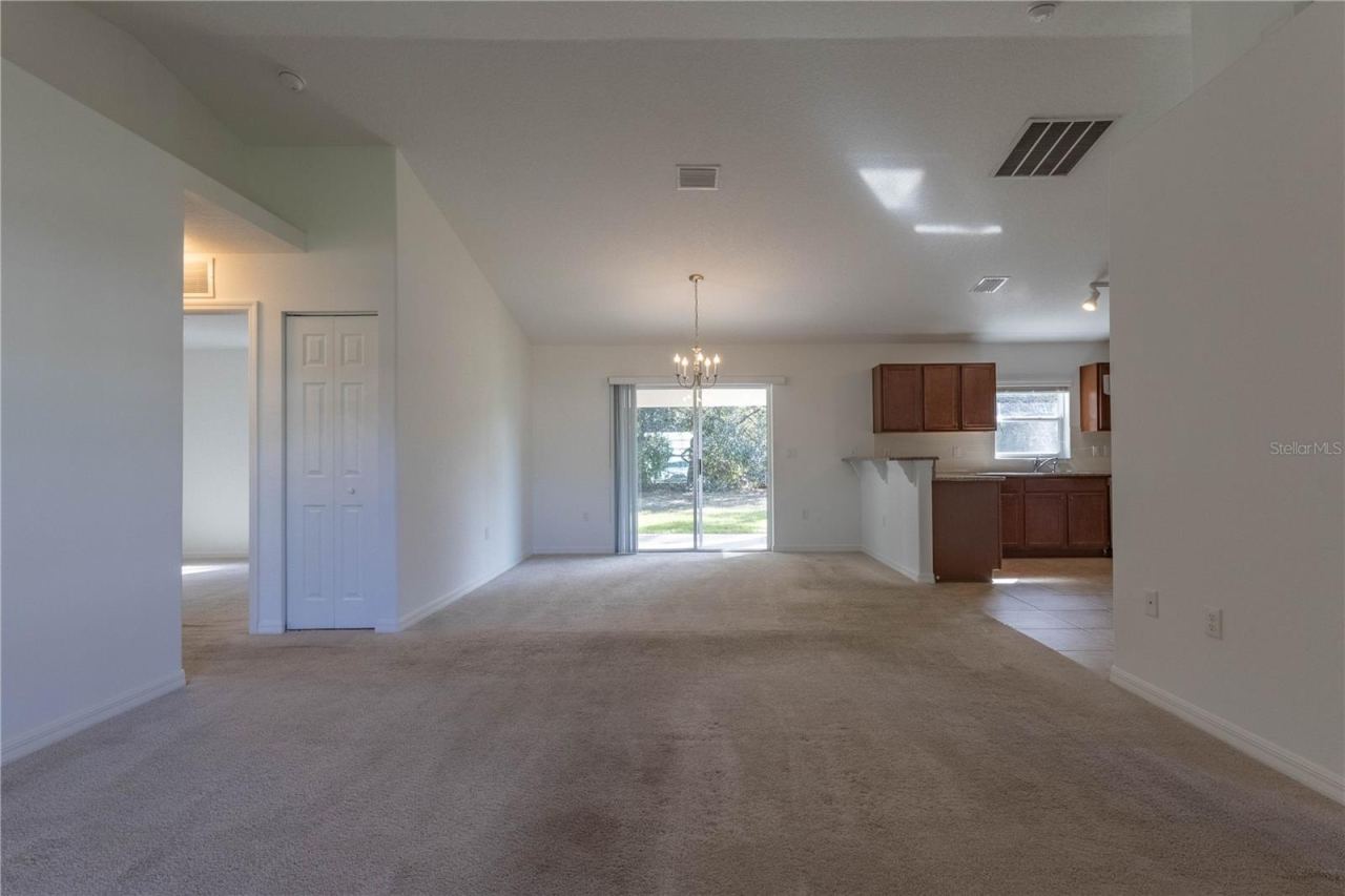Photo 2 of 21 Whetstone Ln, Palm Coast, FL 32164