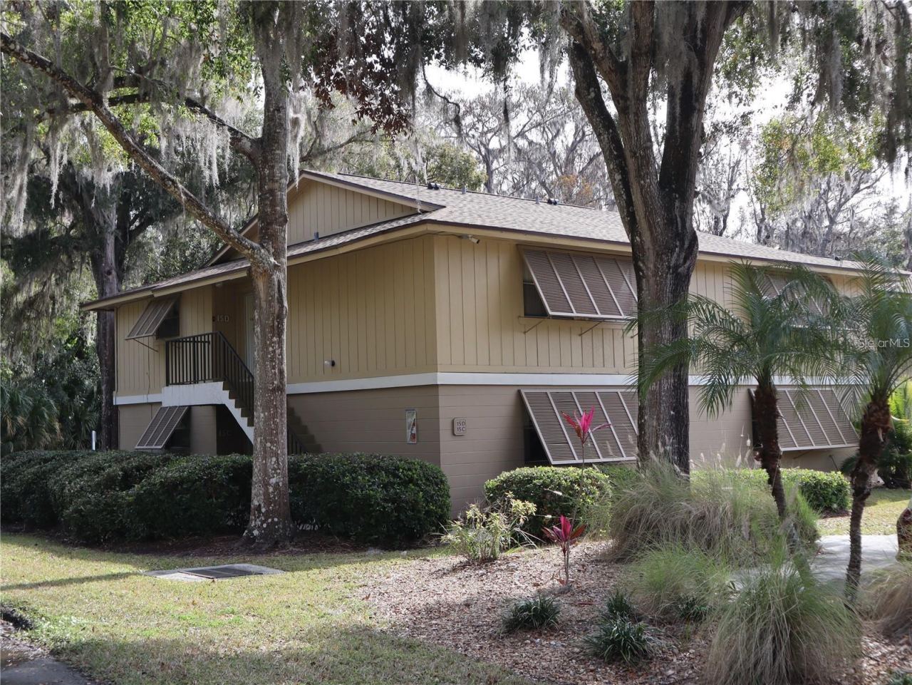 130 Jasmine Woods Ct #15c, Deltona