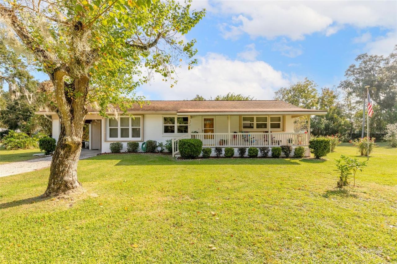 Photo 2 of 361 Hammond St, New Smyrna Beach, FL 32168