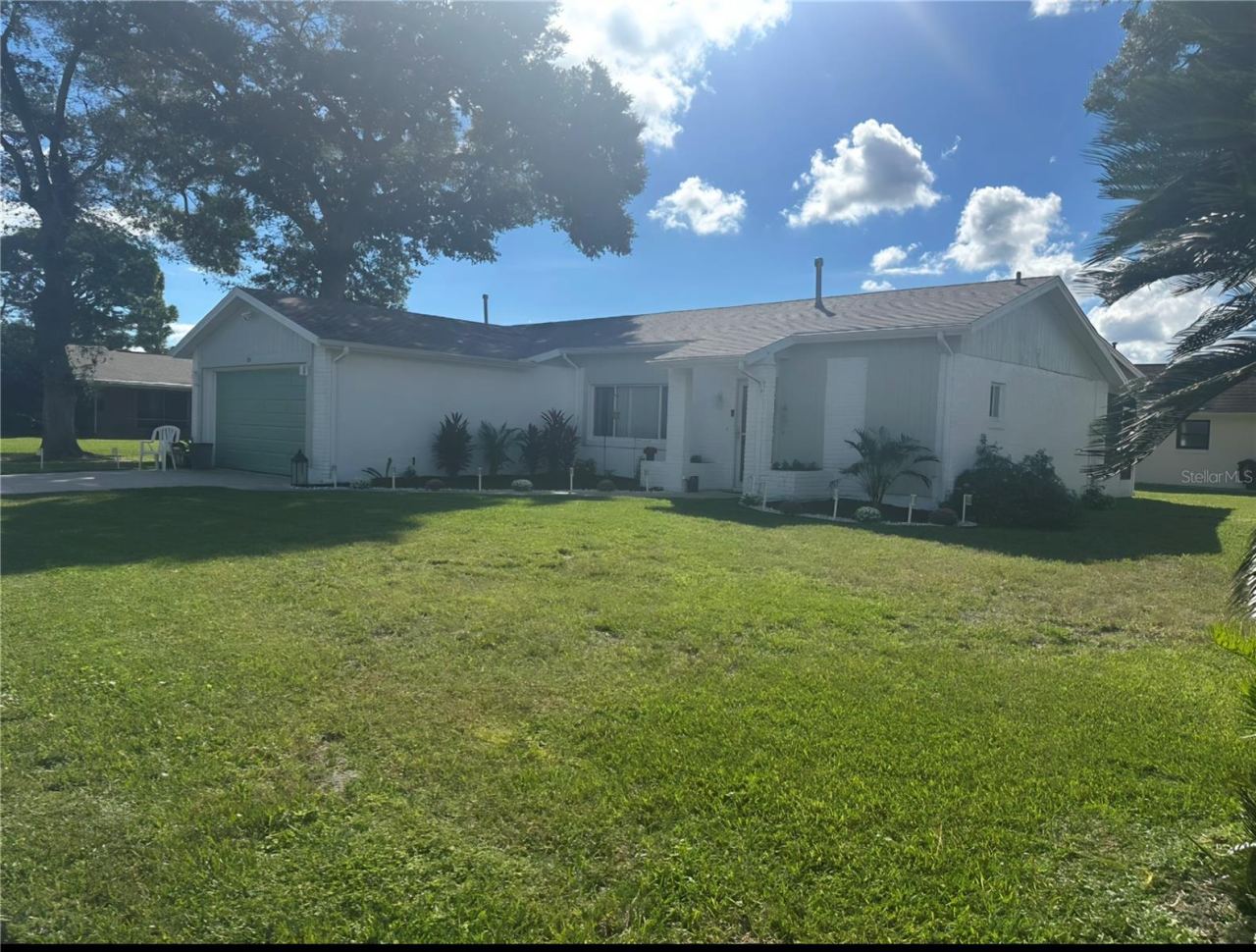 Photo 3 of 104 Fairfax Dr, Daytona Beach, FL 32119