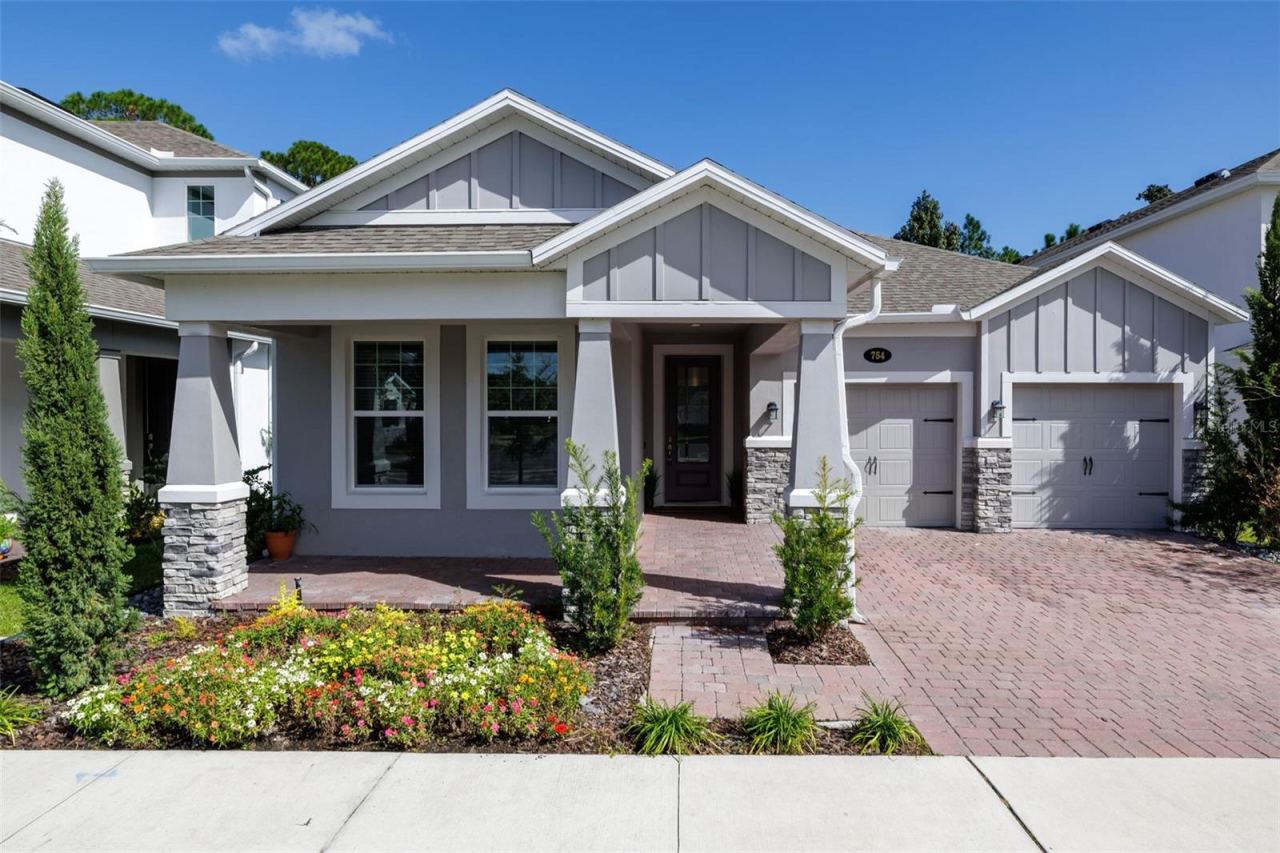754 Trillium Ct, Debary
