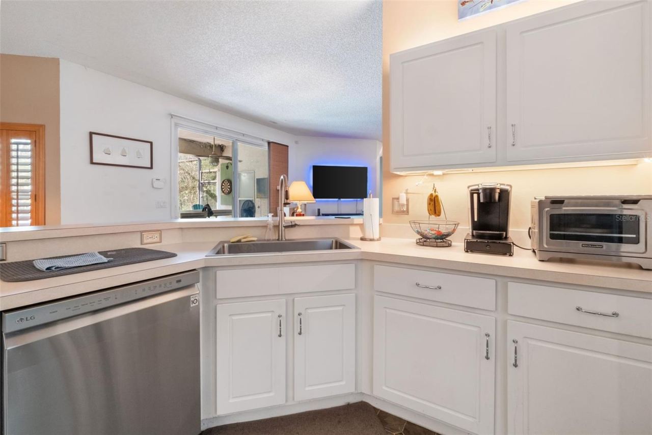 Photo 3 of 18 Smith Trl, Palm Coast, FL 32164
